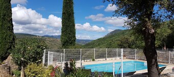 Couiza Gîte du Berger Paris, recent, modern and air-conditioned in a small farmhouse 