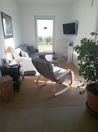 TV, books, music library, stereo. Vacation apartment for 2-3 persons on the outskirts of Wittingen