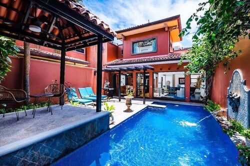Private Pool Villa  Walking distance to the Beach