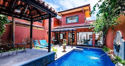 Private Pool Villa Walking distance to the Beach