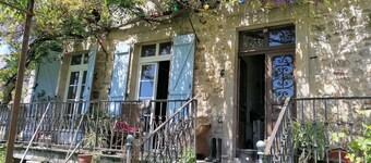 18th-century farmhouse in the lush Aveyron countryside