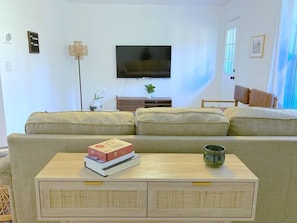 Smart TV, offices