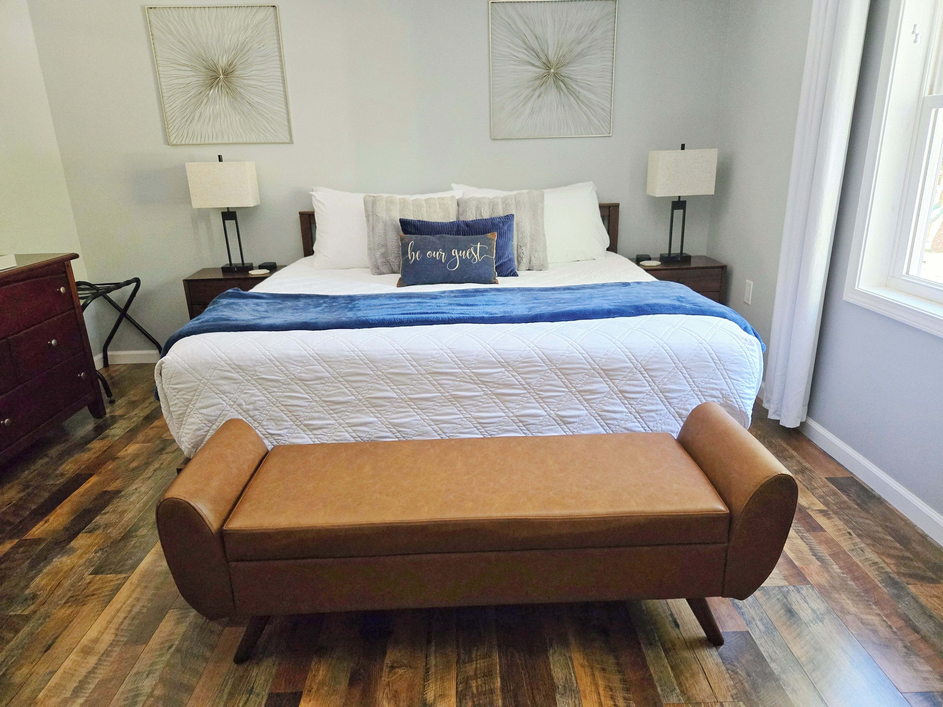 2 sovrum, skrivbord, strykjärn/strykbräda och gratis wi-fi