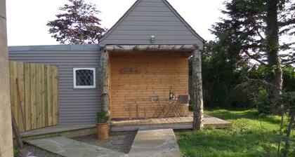 Charming 1-bed Garden Lodge in Boyndie, Banff