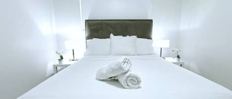 2 bedrooms, desk, iron/ironing board, free WiFi