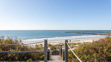 Na praia, toalhas de praia