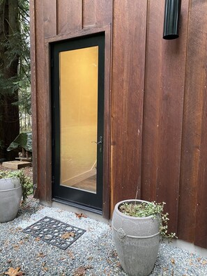 تفاصيل الفندق من الخارج