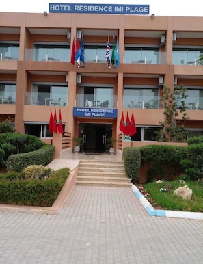 Ngoại thất