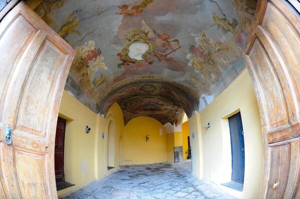 ด้านหน้าที่พัก