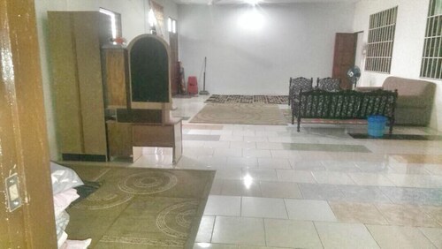 OYO Home 90335 Merkang Guesthouse