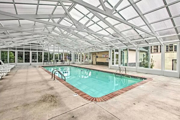 Indoor pool, outdoor pool