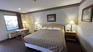 Standard Room, 1 King Bed, Accessible, Non Smoking