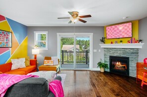 Smart TV, chimenea