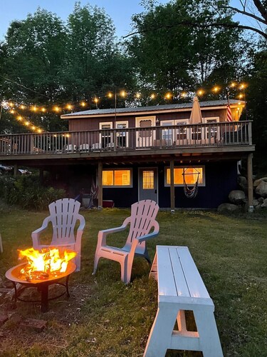 Cozy Vermont Lake Lodge with Kayaks Fishing & Campfire Fun