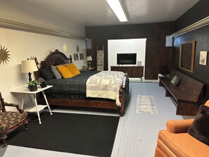 2 soverom, strykejern/-brett, wi-fi (inkludert) og sengetøy