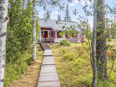 Peukaloinen b1 by Interhome