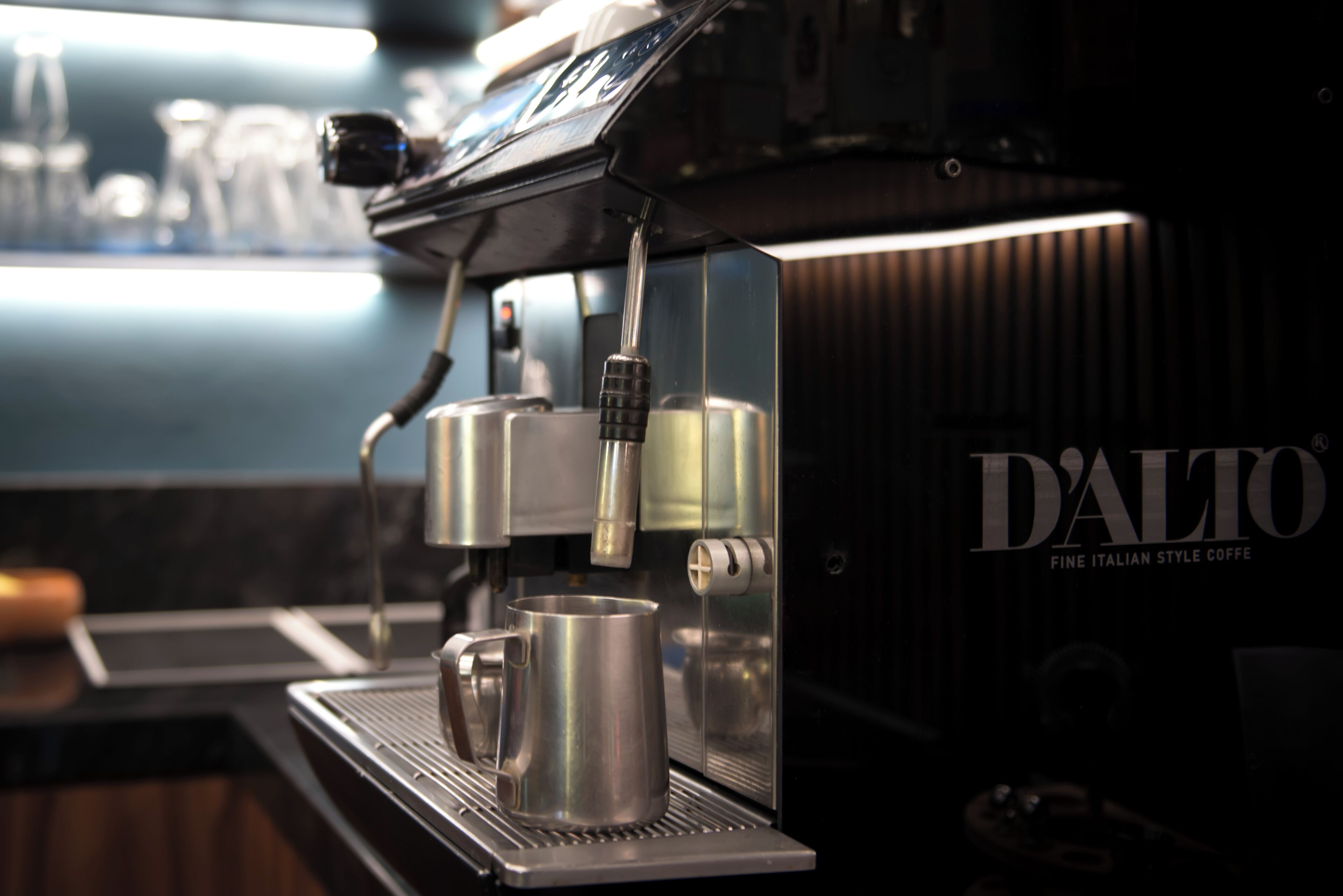 2 restaurants, breakfast, lunch, dinner served; mexican cuisine