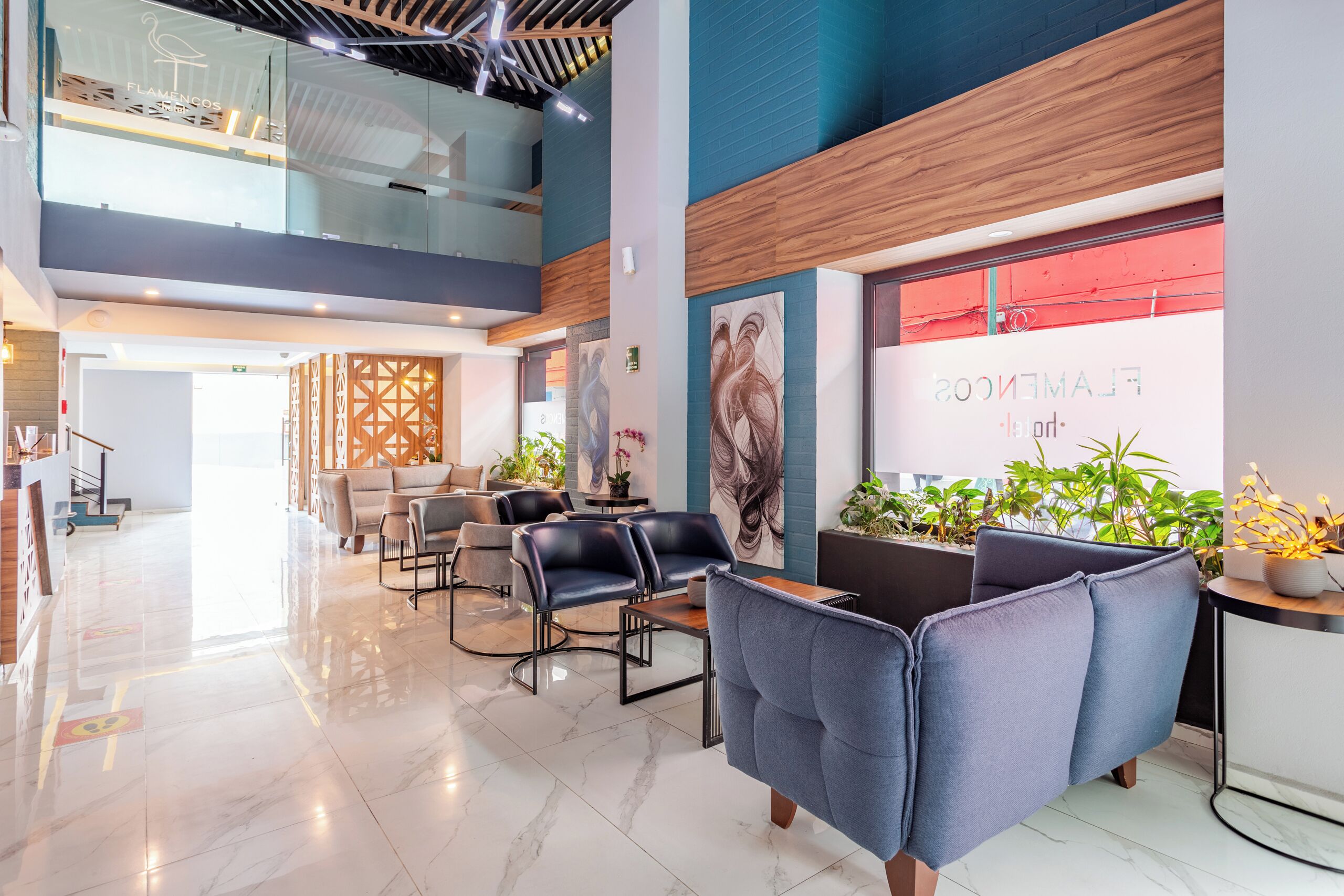 Flat-screen TV, heated floors