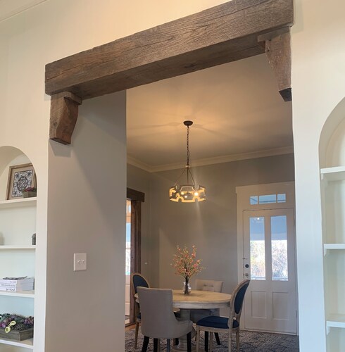 Enchanting historical home with River View