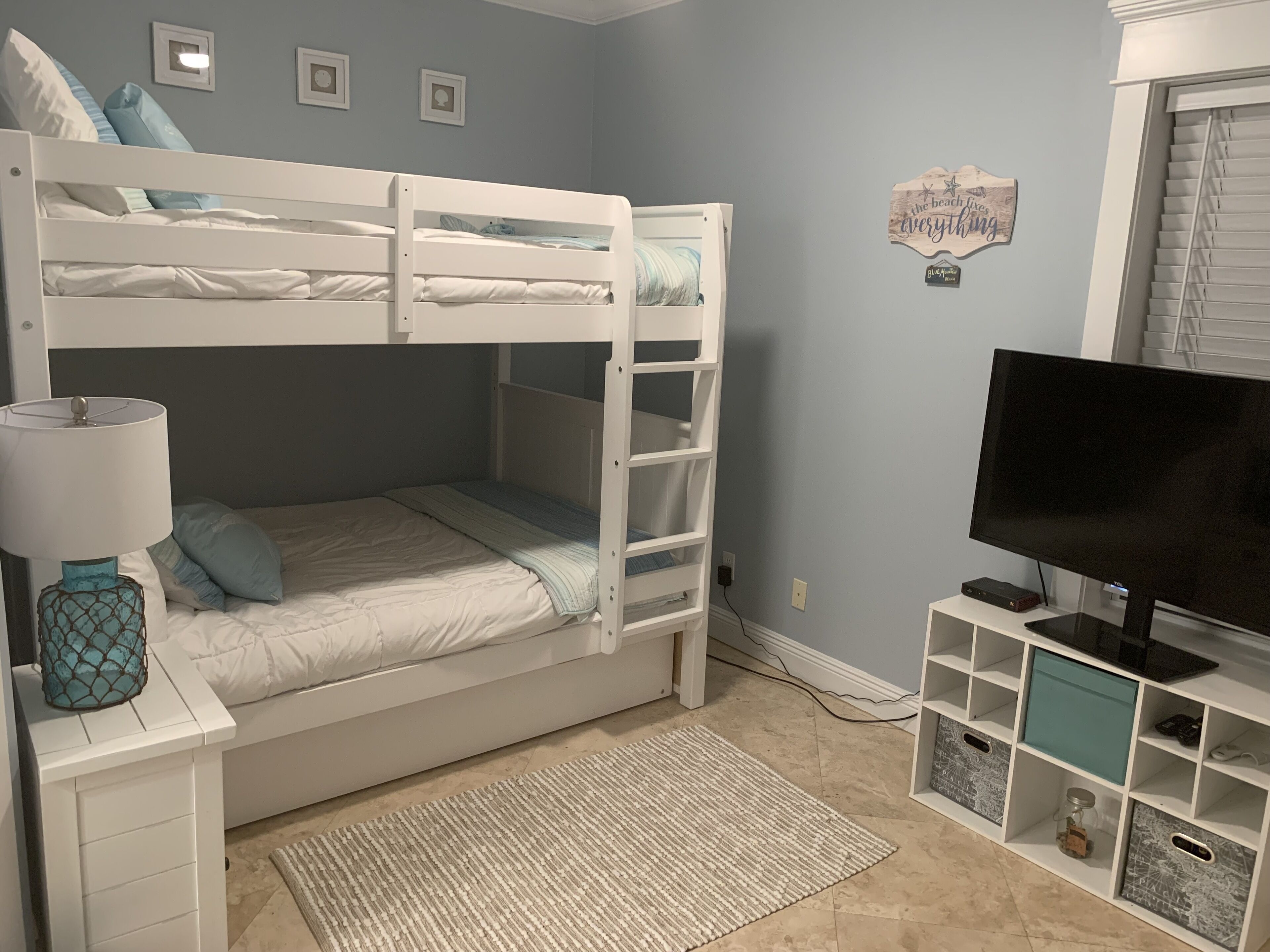 2 bedrooms, desk, iron/ironing board, free WiFi