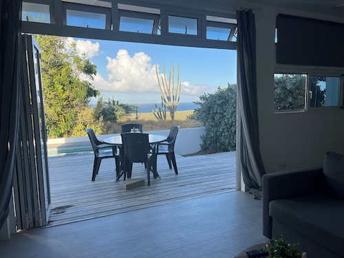 Appartement for the nature lover with spectacular ocean view. 