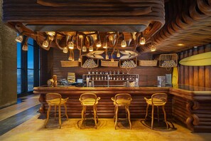Rooftop bar - The Orient Jakarta, a Royal Hideaway Hotel (Jakarta)