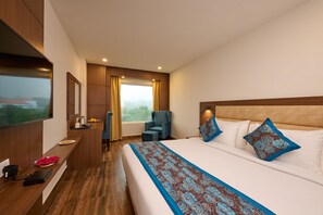 Sparrow Room | In-room safe, desk, rollaway beds, free WiFi - Renest Haridwar (Haridwar)