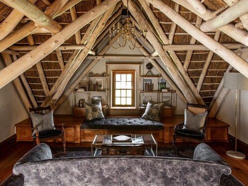 5 Bedroom, 5 star, 18th century, exclusive use guest house