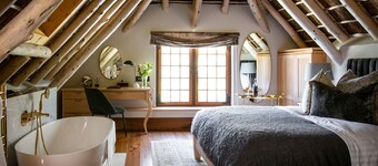 5 Bedroom, 5 star, 18th century, exclusive use guest house