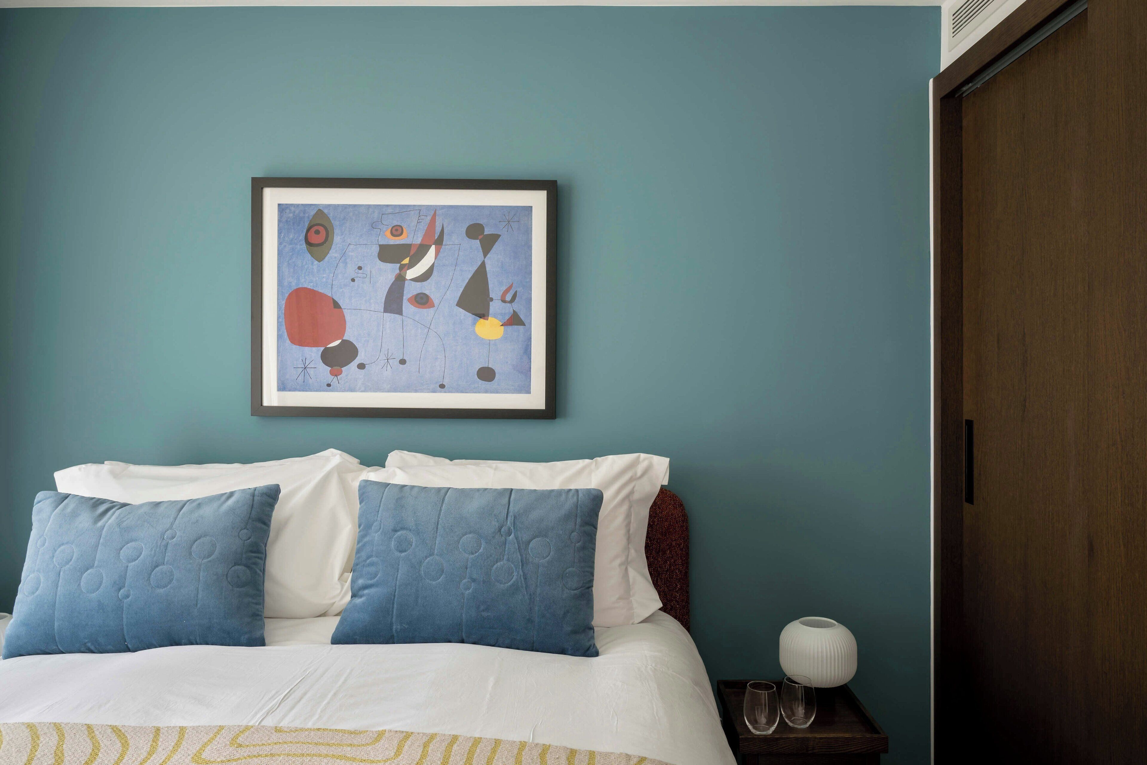 Căn hộ Superior | Két bảo mật tại phòng, bàn, khu vực làm việc phù hợp cho laptop 