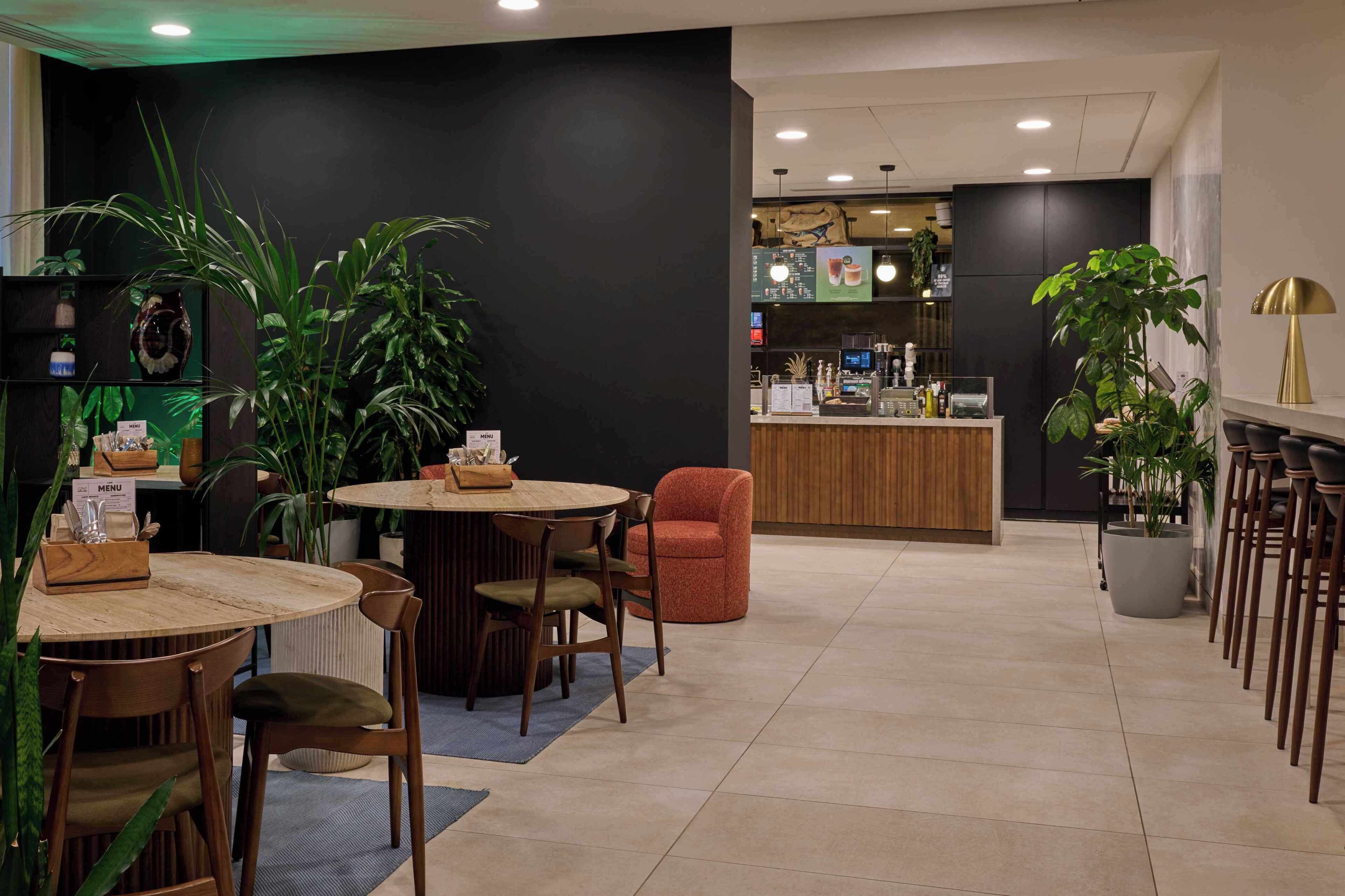 Foto - Cove Landmark Pinnacle