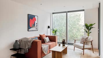 42-Zoll-Smart-TV mit Digitalempfang, Fernseher