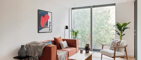 42-inch Smart TV with digital channels, TV