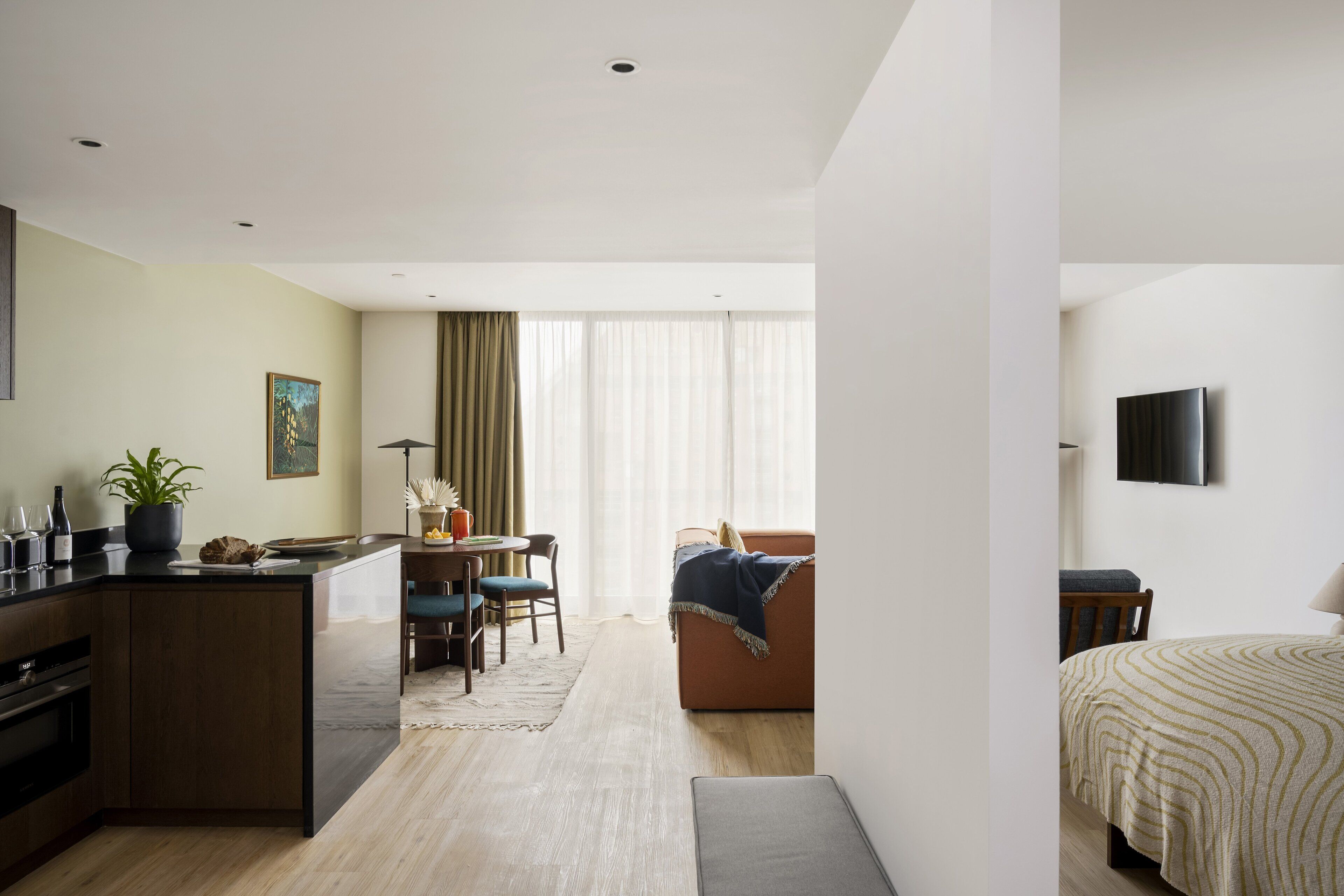 Photo - Cove Landmark Pinnacle