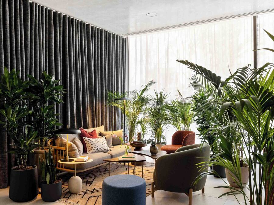 Área de estar no saguão