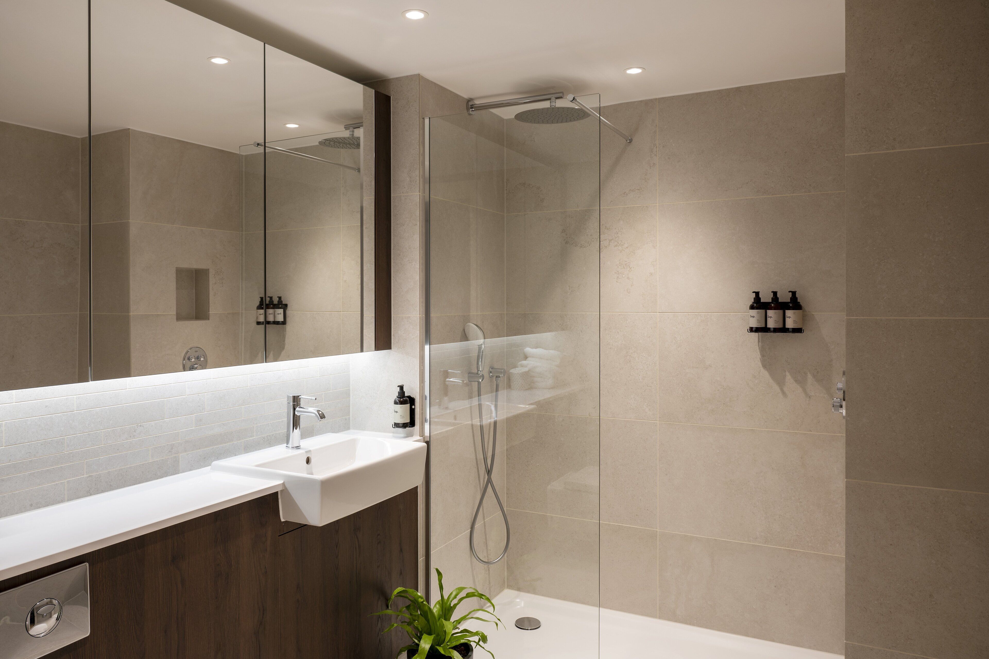 Photo - Cove Landmark Pinnacle