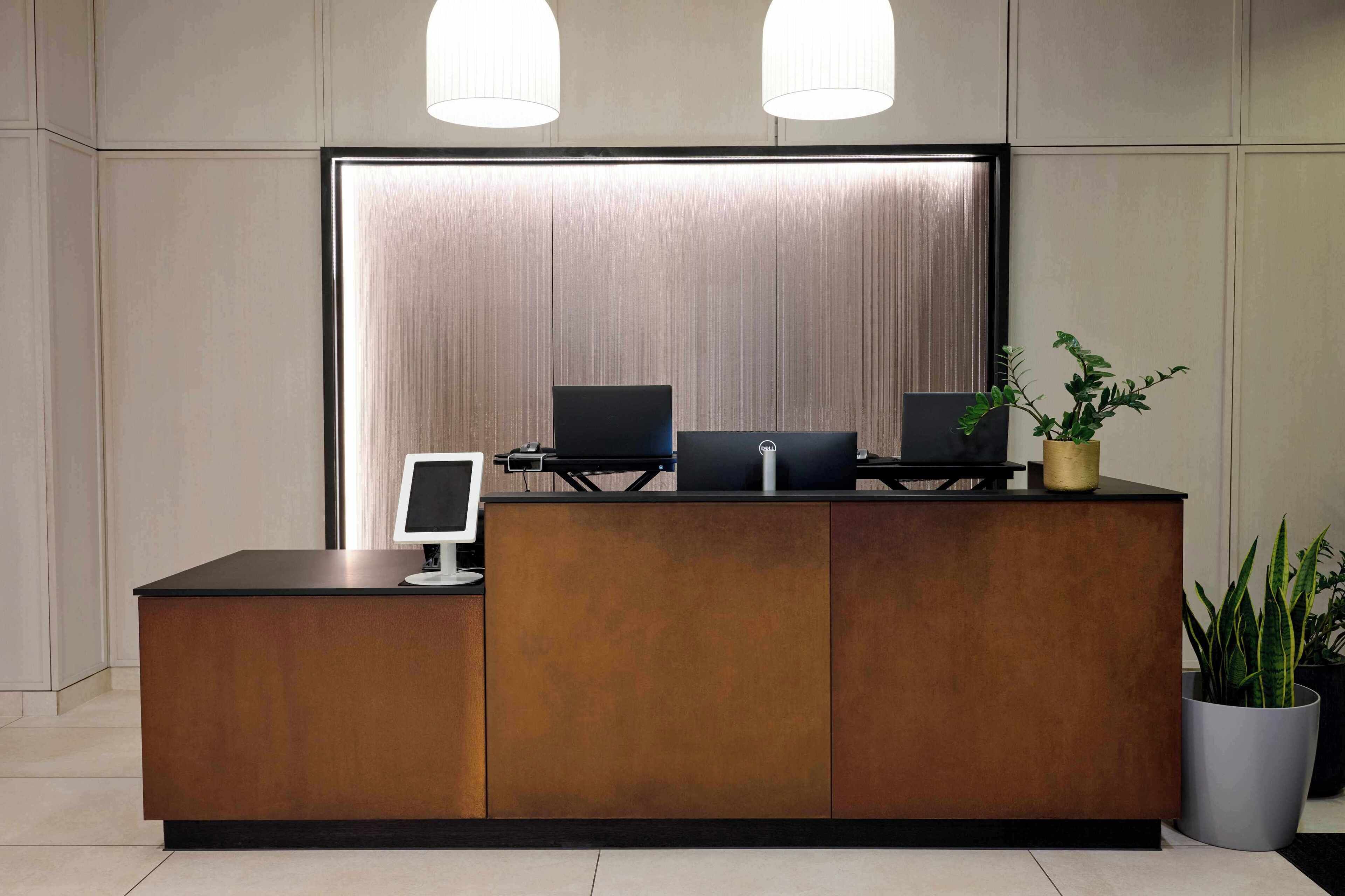 Foto - Cove Landmark Pinnacle