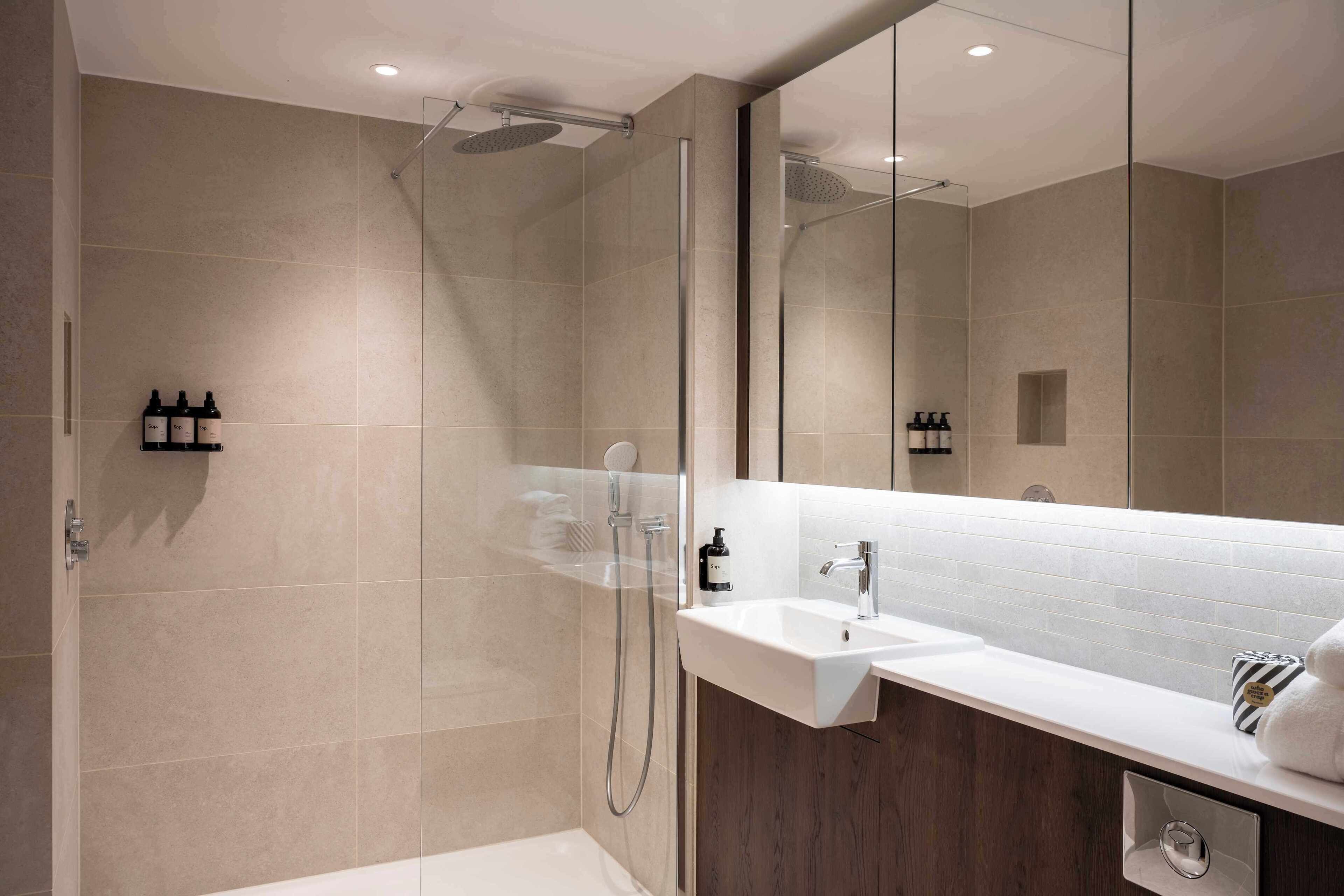 Foto - Cove Landmark Pinnacle