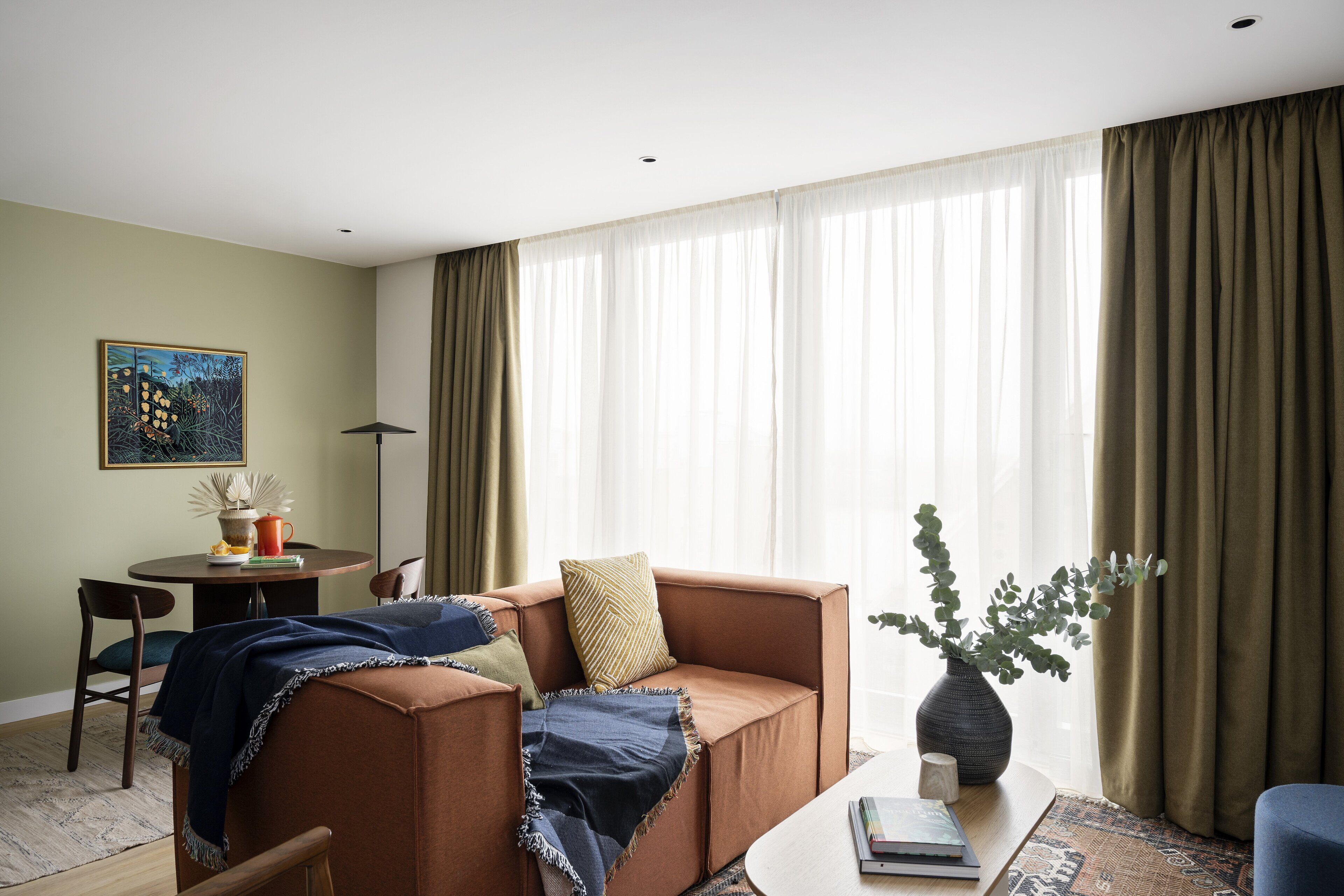 Photo - Cove Landmark Pinnacle