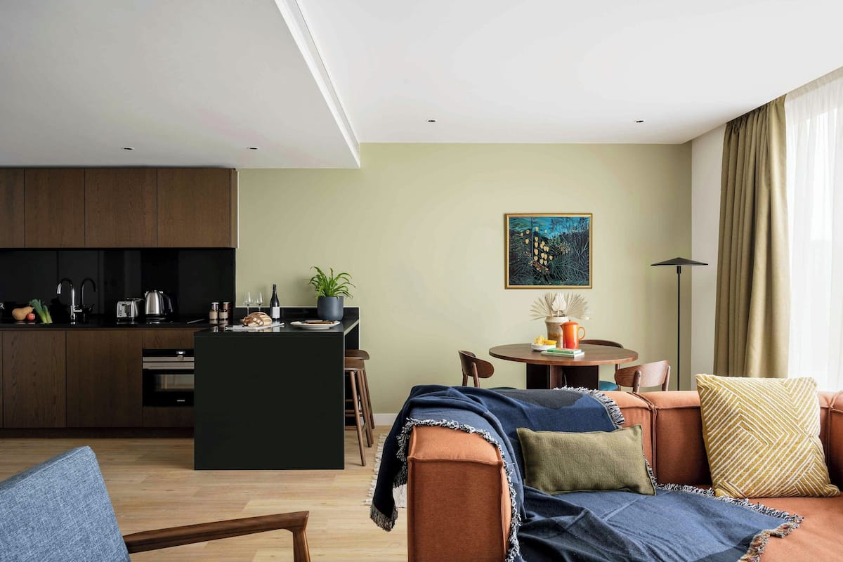 Large Studio Apartment | In-room safe, desk, laptop workspace, blackout drapes