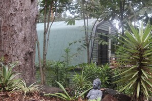 Exterior detail - Green Trees, Secluded, self contained chalet. (landsborough)