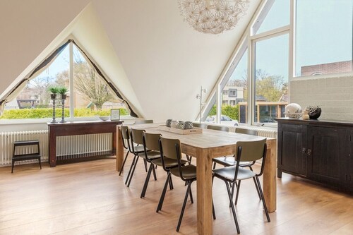 Spacious villa in Rijs near IJsselmeer and forest