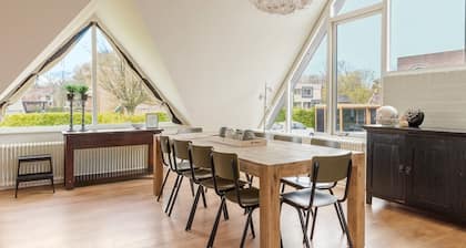 Spacious villa in Rijs near IJsselmeer and forest
