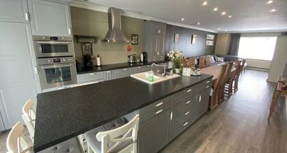 8P 3B Cosy vacation home for 8 persons