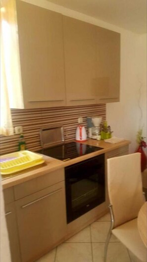Apartment, 1 Schlafzimmer, Mikrowelle | Speisen