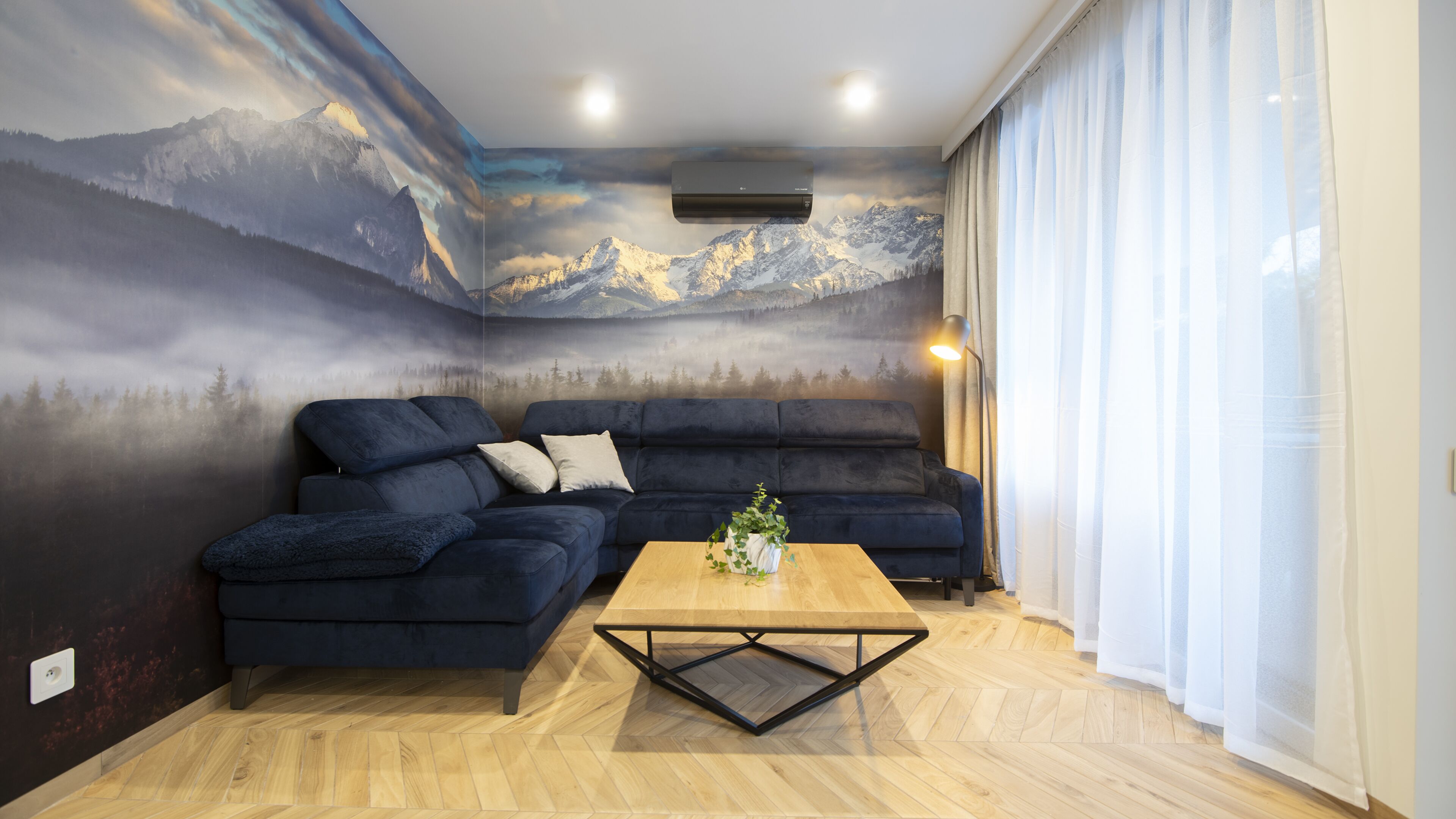 Apartment (A2) | Living area | Flat-screen TV