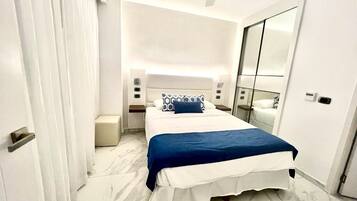 Condo, 2 Bedrooms, Accessible, Smoking | 2 bedrooms, iron/ironing board