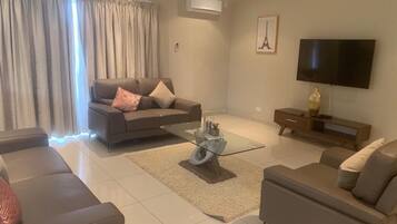 Apartemen, 2 kamar tidur, Boleh Merokok, balkon | Interior