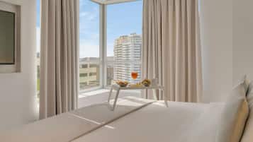 1 bedroom, minibar, laptop workspace, bed sheets