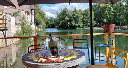 1854 Chassors- Charente gîte - 4*- heated pool & Jacuzzi, amazing facilities